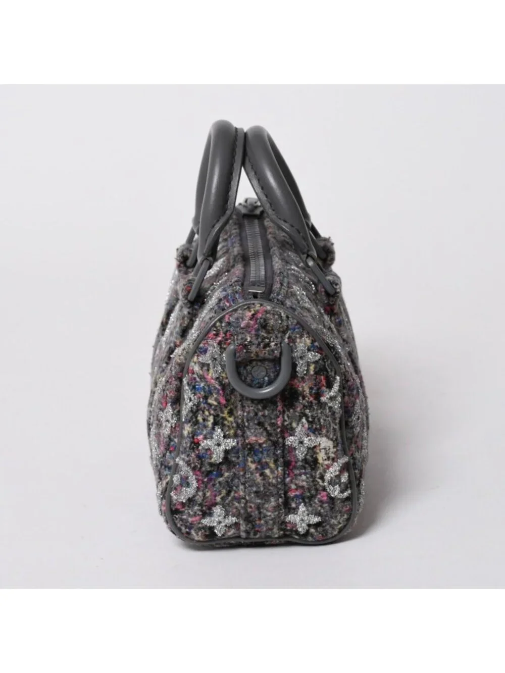 Louis Vuitton zipper item